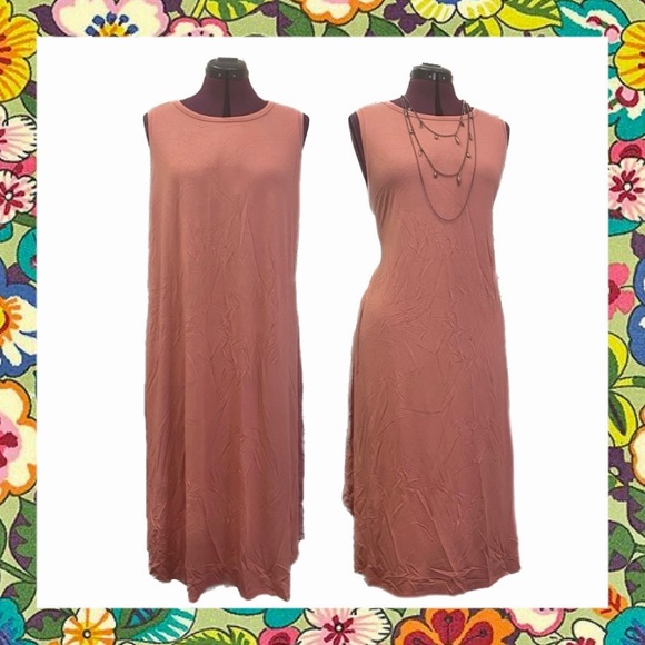 Ava & Viv Dresses & Skirts - 2 for $30 Ava & Viv - Coral Maxi Dress NWT